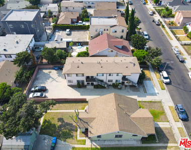 1324 W 36th Street - Photo Thumbnail 3