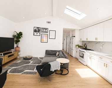 5635 Boden Street - Photo Thumbnail 7