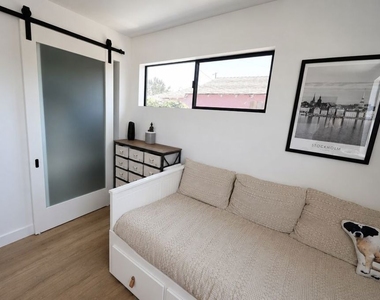 5635 Boden Street - Photo Thumbnail 12