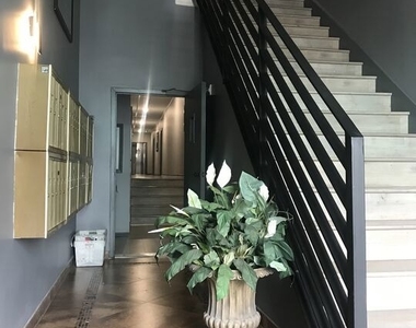 730 S Catalina Street - Photo Thumbnail 16
