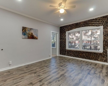 730 S Catalina Street - Photo Thumbnail 1
