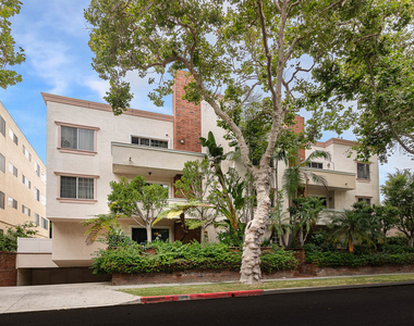 315 N Swall Drive - Photo Thumbnail 19