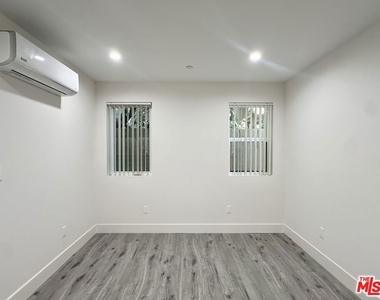 11512 Oxford Avenue - Photo Thumbnail 19