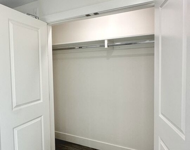 11512 Oxford Avenue - Photo Thumbnail 24