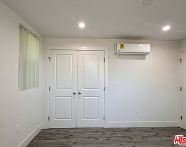 11512 Oxford Avenue - Photo Thumbnail 33
