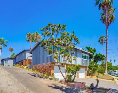 869 Glenway Drive - Photo Thumbnail 11
