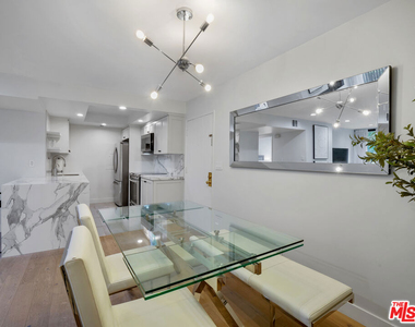 1134 Alta Loma Road - Photo Thumbnail 9