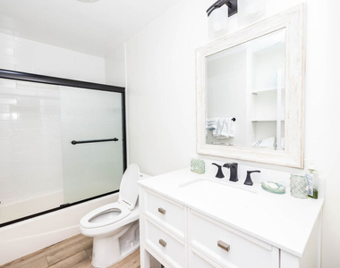 723 Palisades Beach Road - Photo Thumbnail 18