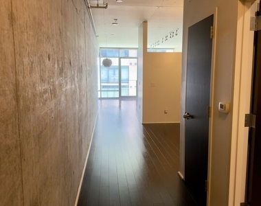 1100 S Hope Street - Photo Thumbnail 1