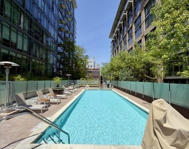 1100 S Hope Street - Photo Thumbnail 17