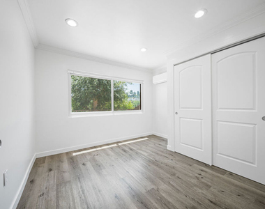 238 Thorne Street - Photo Thumbnail 9