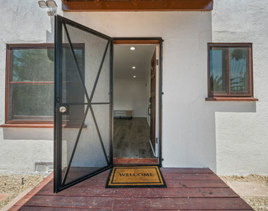 238 Thorne Street - Photo Thumbnail 1