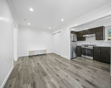 238 Thorne Street - Photo Thumbnail 4