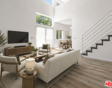 22705 Del Valle Street - Photo Thumbnail 6