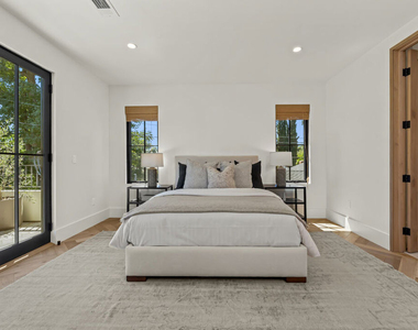12527 Huston Street - Photo Thumbnail 14