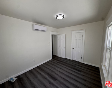 1100 Saint Louis Avenue - Photo Thumbnail 10