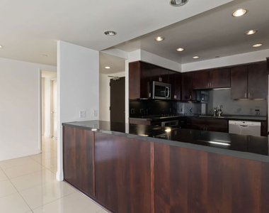 10445 Wilshire Boulevard - Photo Thumbnail 9