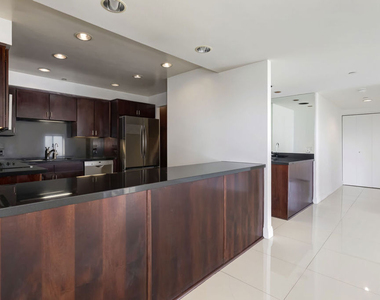 10445 Wilshire Boulevard - Photo Thumbnail 8