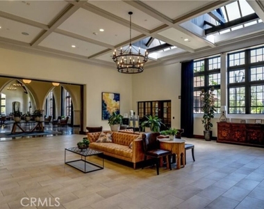 7365 Autumn Court - Photo Thumbnail 13