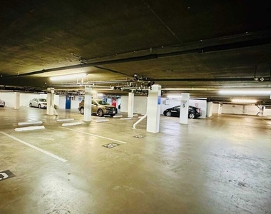 10982 Roebling Avenue - Photo Thumbnail 12