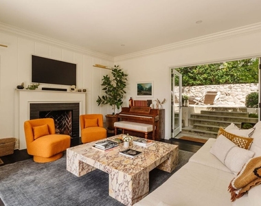 2151 Kenilworth Avenue - Photo Thumbnail 5