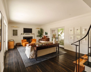 2151 Kenilworth Avenue - Photo Thumbnail 3