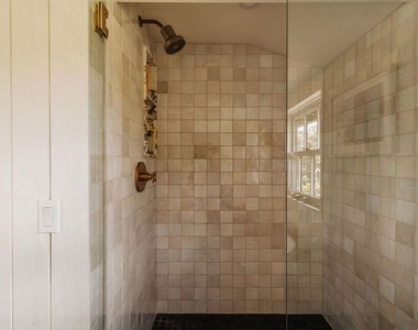 2151 Kenilworth Avenue - Photo Thumbnail 28