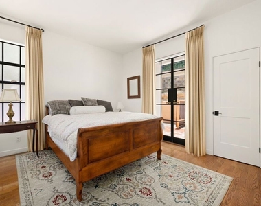 333 Dalehurst Avenue - Photo Thumbnail 12