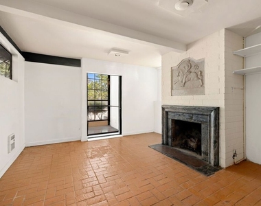 333 Dalehurst Avenue - Photo Thumbnail 15