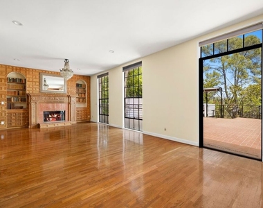 333 Dalehurst Avenue - Photo Thumbnail 1