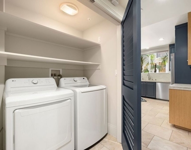 16123 W Sunset Boulevard - Photo Thumbnail 14