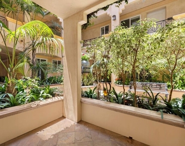16123 W Sunset Boulevard - Photo Thumbnail 13