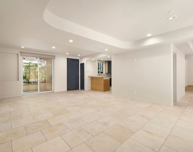 16123 W Sunset Boulevard - Photo Thumbnail 3