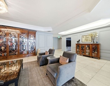 10660 Wilshire Boulevard - Photo Thumbnail 11
