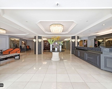 10660 Wilshire Boulevard - Photo Thumbnail 9