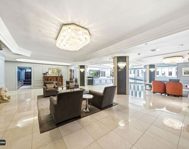 10660 Wilshire Boulevard - Photo Thumbnail 12