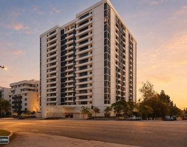 10660 Wilshire Boulevard - Photo Thumbnail 1