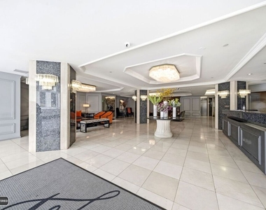 10660 Wilshire Boulevard - Photo Thumbnail 8
