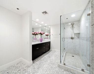 10660 Wilshire Boulevard - Photo Thumbnail 48