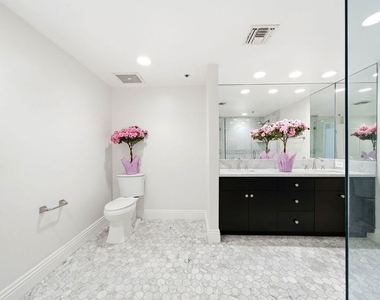 10660 Wilshire Boulevard - Photo Thumbnail 47