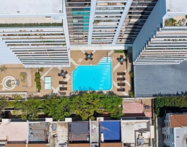 10660 Wilshire Boulevard - Photo Thumbnail 67
