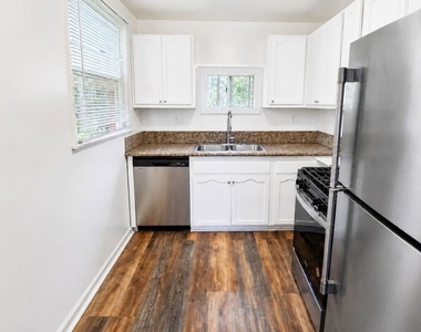 419 La Colina Drive - Photo Thumbnail 7
