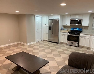 3541 Ray St. - Photo Thumbnail 4
