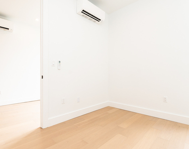 107 S 6th St  11249 - Photo Thumbnail 4