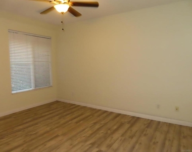 16073 Falcon Crest Dr. - Photo Thumbnail 56