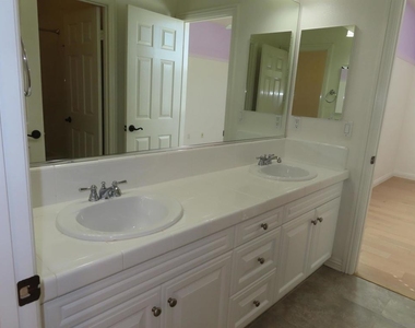 16073 Falcon Crest Dr. - Photo Thumbnail 52