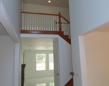 16073 Falcon Crest Dr. - Photo Thumbnail 5