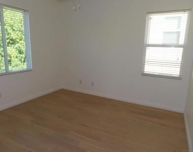 16073 Falcon Crest Dr. - Photo Thumbnail 48