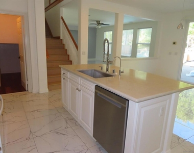 16073 Falcon Crest Dr. - Photo Thumbnail 19