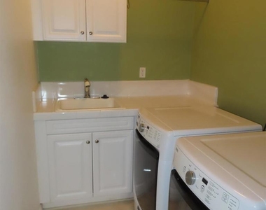 16073 Falcon Crest Dr. - Photo Thumbnail 25